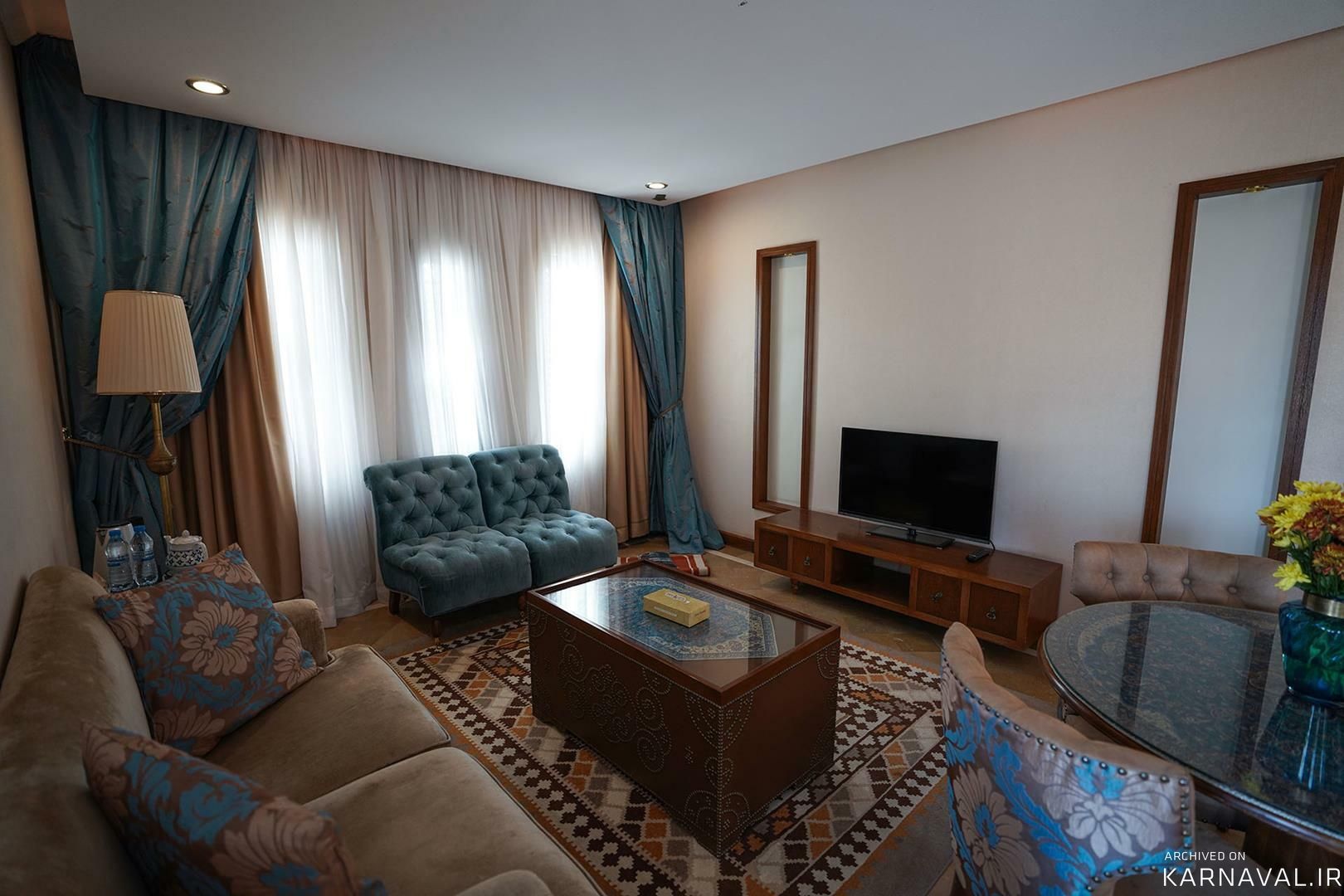 هتل پارسیان صفاییه