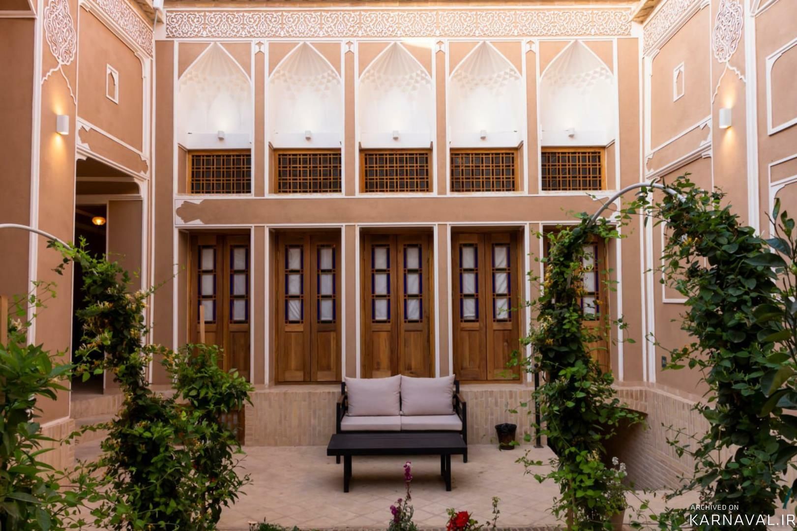 هتل بوتیک کتروا یزد