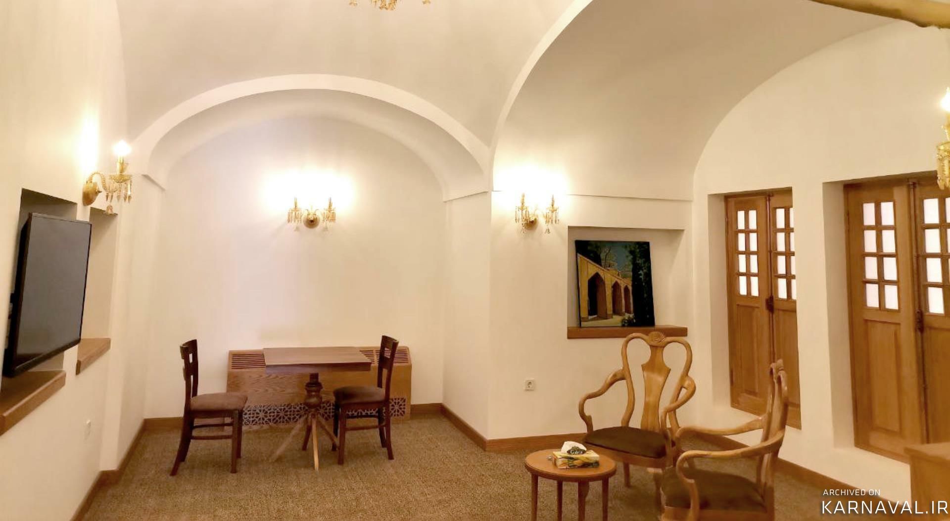 هتل بوتیک کاروانیکا کرمان