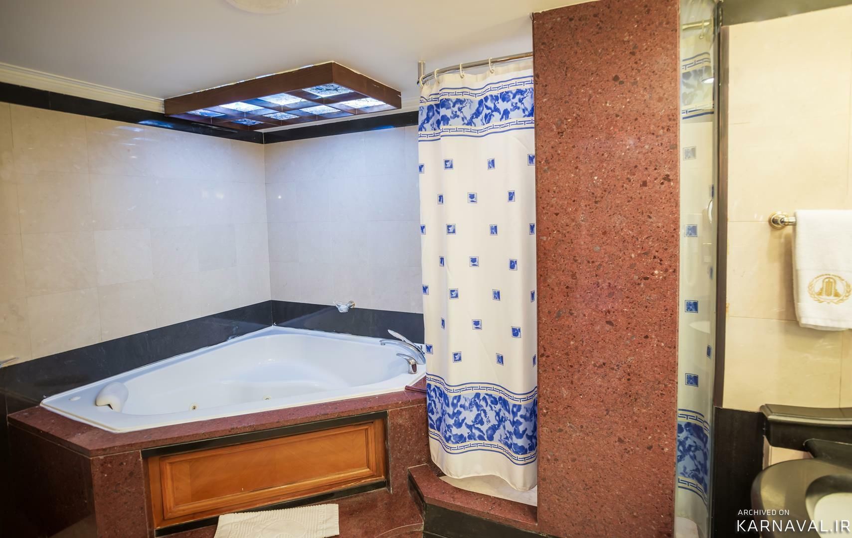 هتل پارسیان استقلال تهران