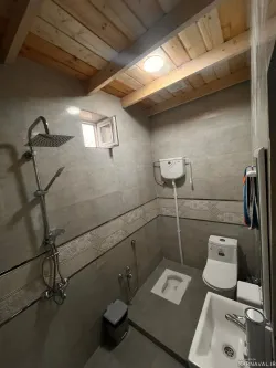 کلبه جنگلی میجان سراوان کلبه جنگلی میجان سراوان