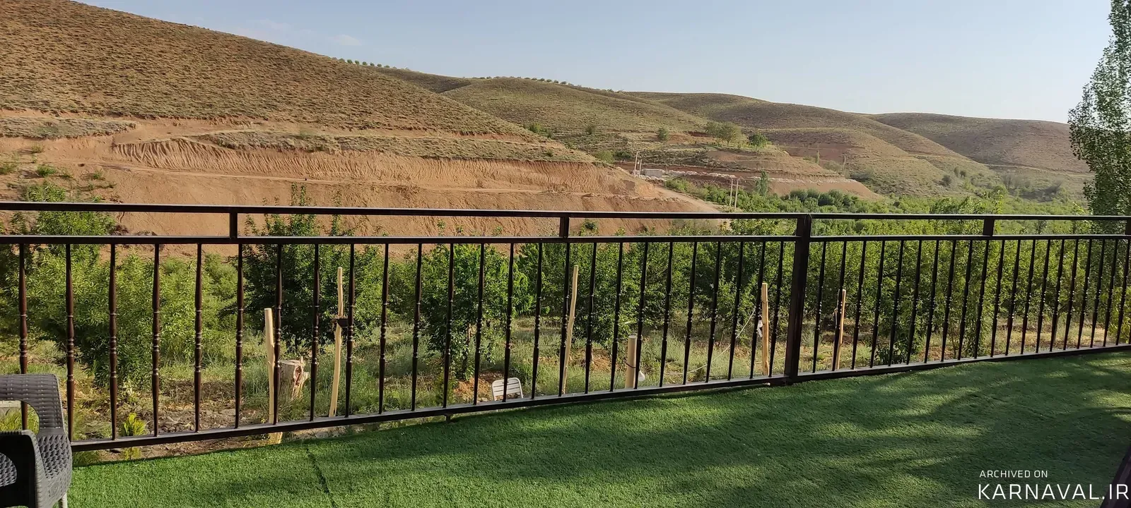 کلبه سوییسی سرزمین سبز با جکوزی سمیرم