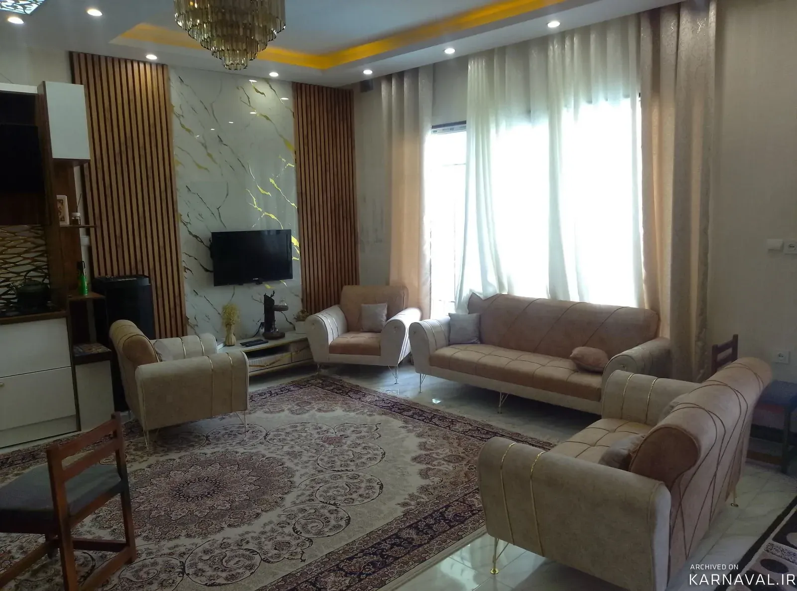 ویلا استخردار آبگرم سرپوشیده زنبق سهیلیه