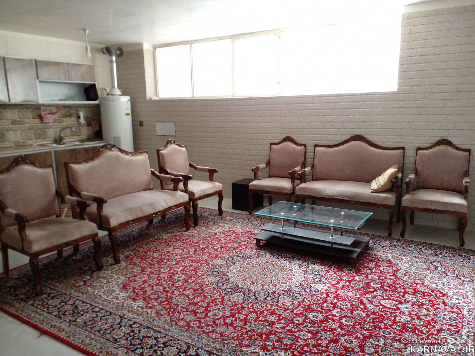 آپارتمان یکخوابه کنار نقش جهان
