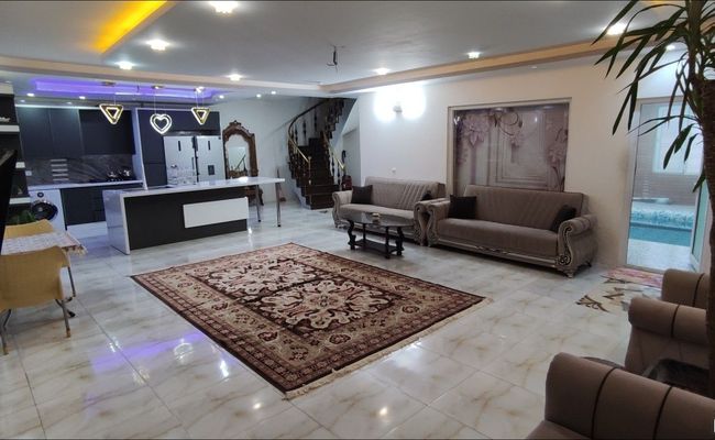 ویلا دوبلکس مدرن، استخر سرپوشیده ویلا دوبلکس مدرن، استخر سرپوشیده