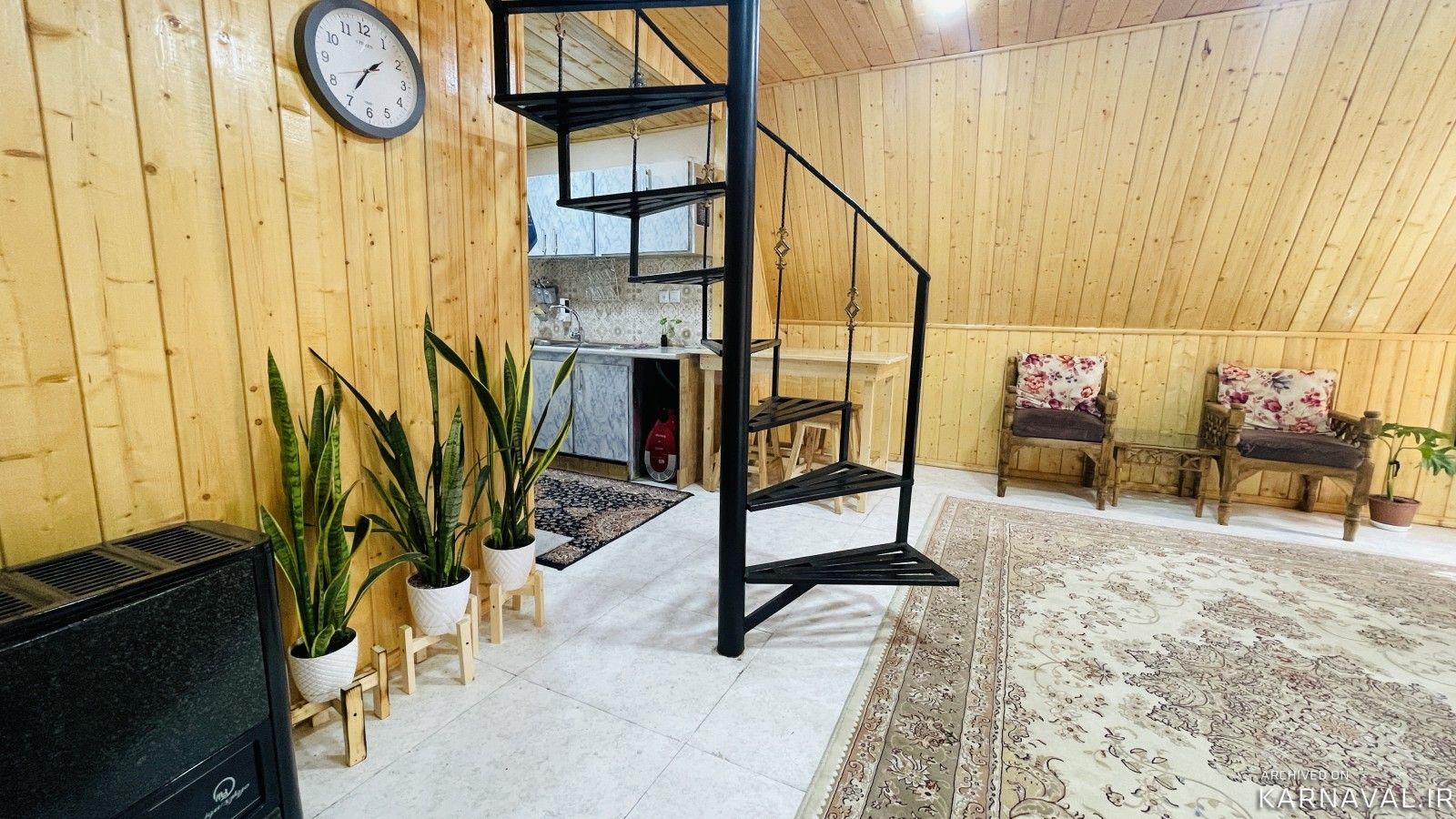 کلبه سوئیسی نقلی تک خواب با حیاطی دربست