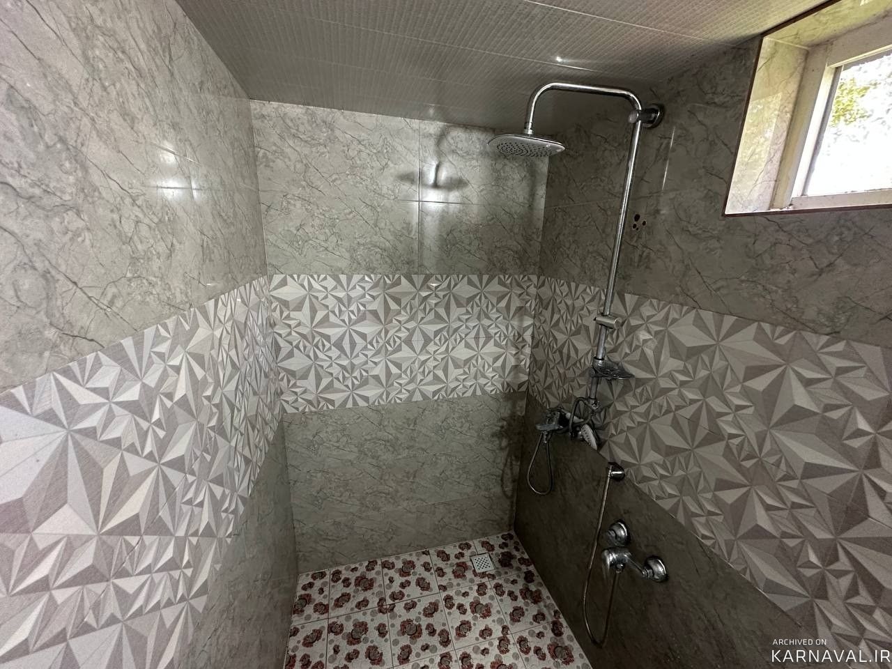 کلبه چوبی احمدی با دسترسی مناسب سد لفور