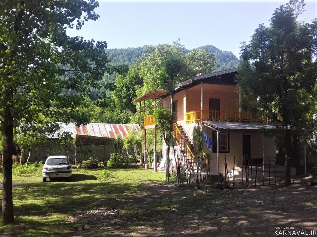 واحد چوبی نقلی تک خواب جنگلی در روستای خروم