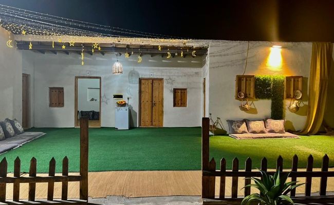 مجموعه بومگردی دهیل "اتاق 2" مجموعه بومگردی دهیل "اتاق 2"