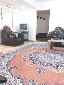 واحد دو خواب دارای تراسی با چشم انداز رودخانه واحد دو خواب دارای تراسی با چشم انداز رودخانه