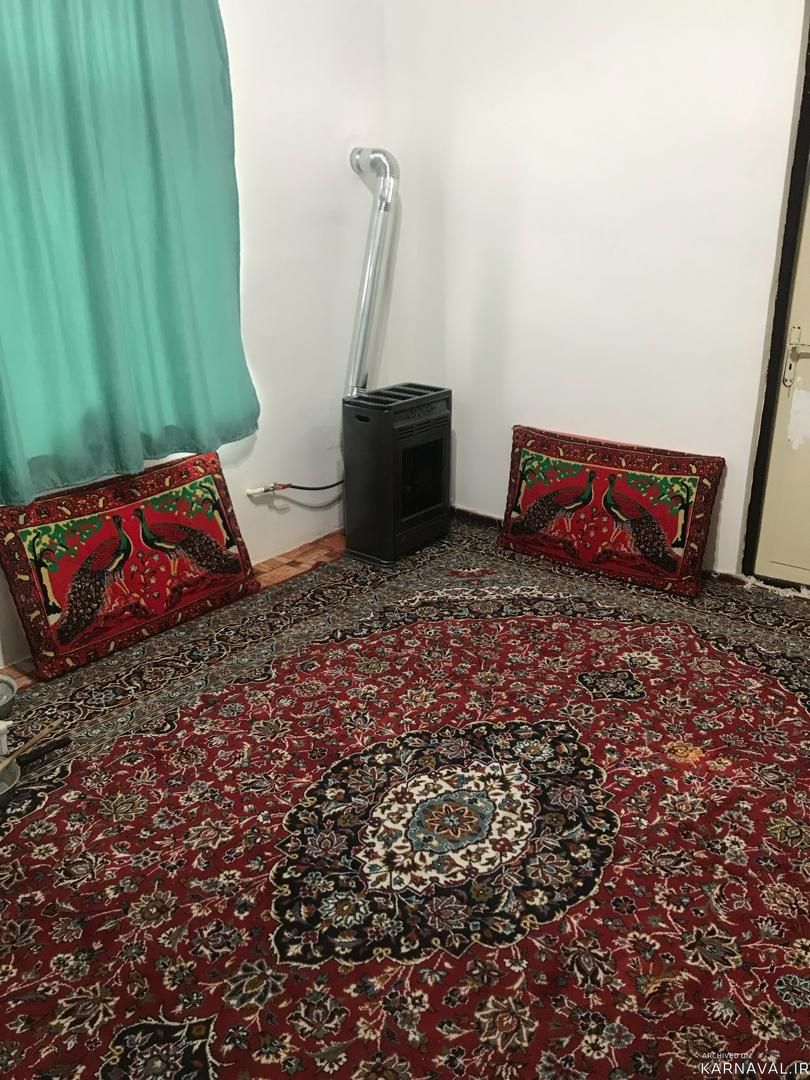 خونه روستایی با چشمانداز مزرعه برنج خونه روستایی با چشمانداز مزرعه برنج
