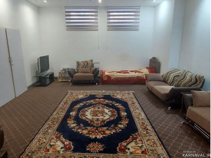 سوییت غیر دربست در طبقه زیر همکف آپارتمان سوییت غیر دربست در طبقه زیر همکف آپارتمان