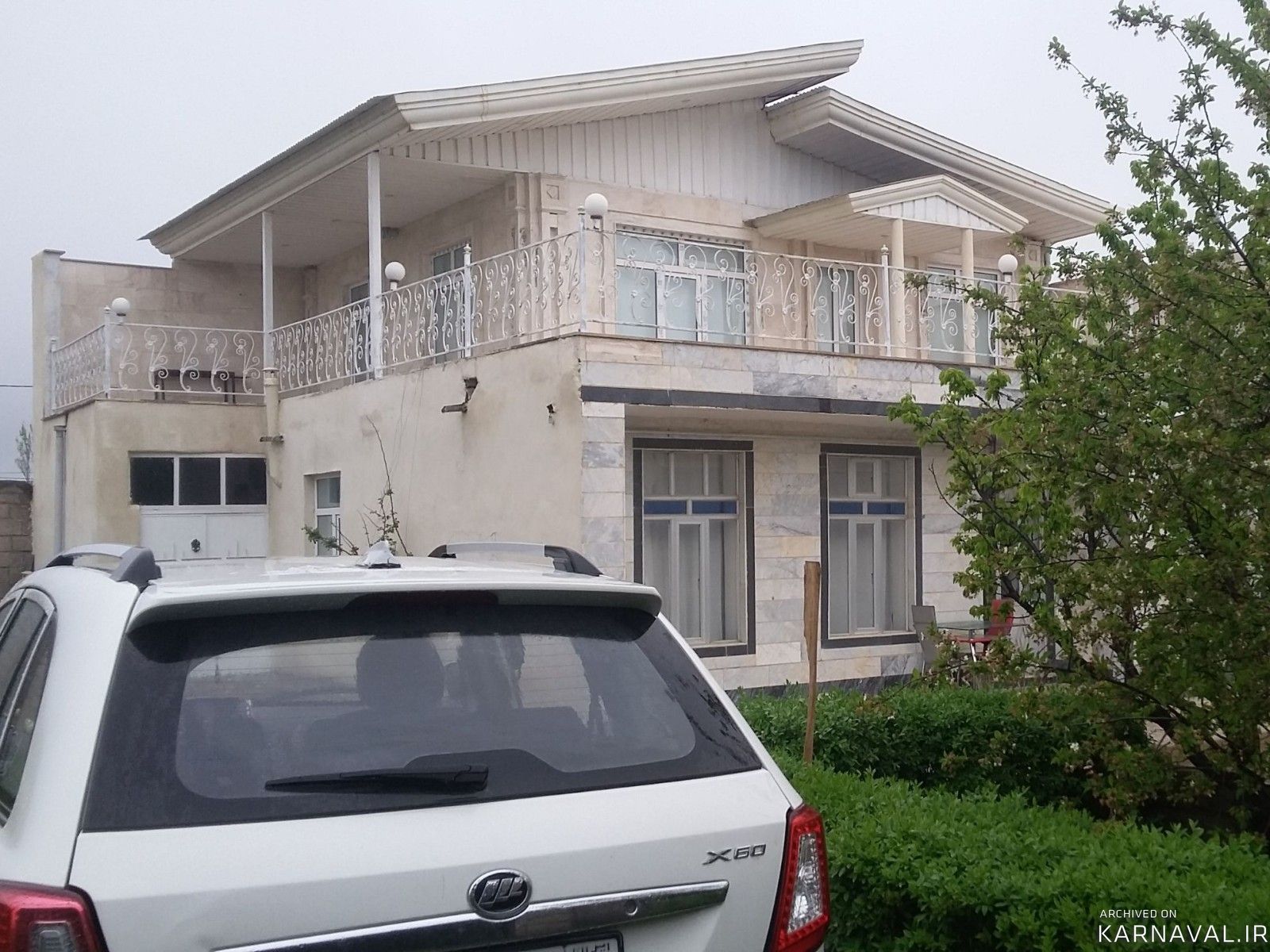 ویلای دوبلکس با حیاط باغ گلستان ویلای دوبلکس با حیاط باغ گلستان