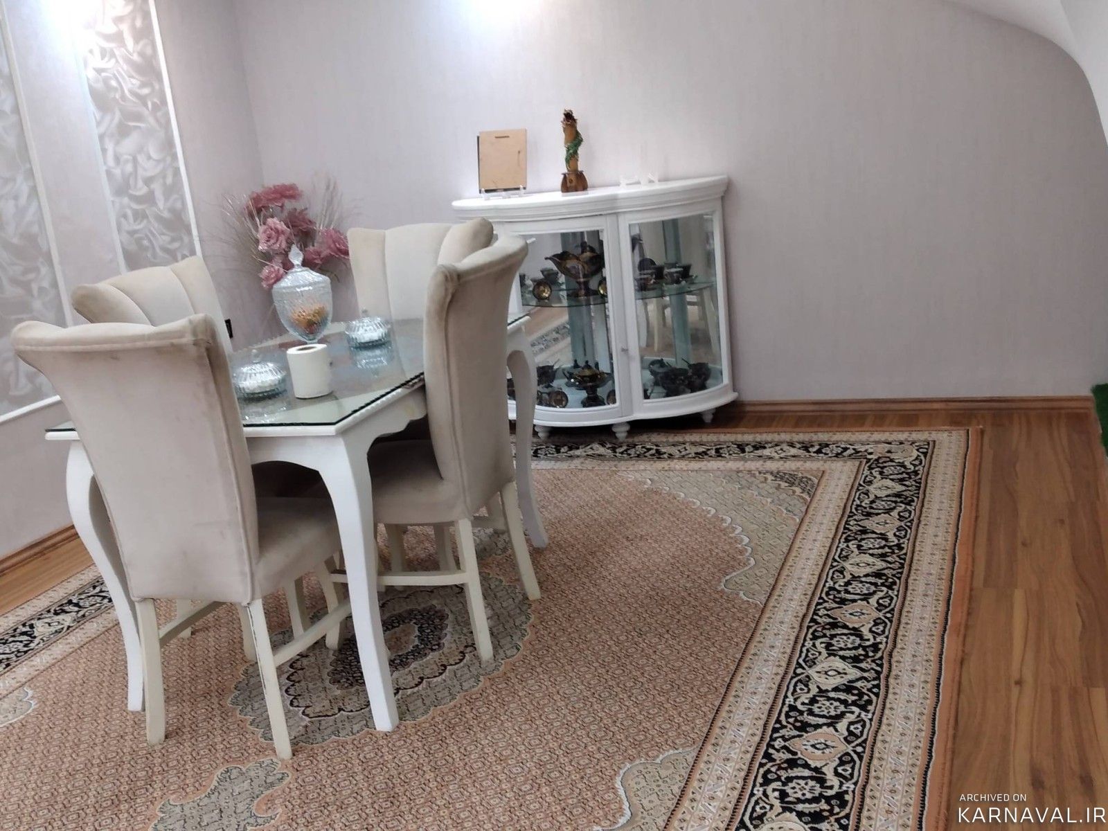 ویلای دوبلکس با حیاط باغ گلستان ویلای دوبلکس با حیاط باغ گلستان