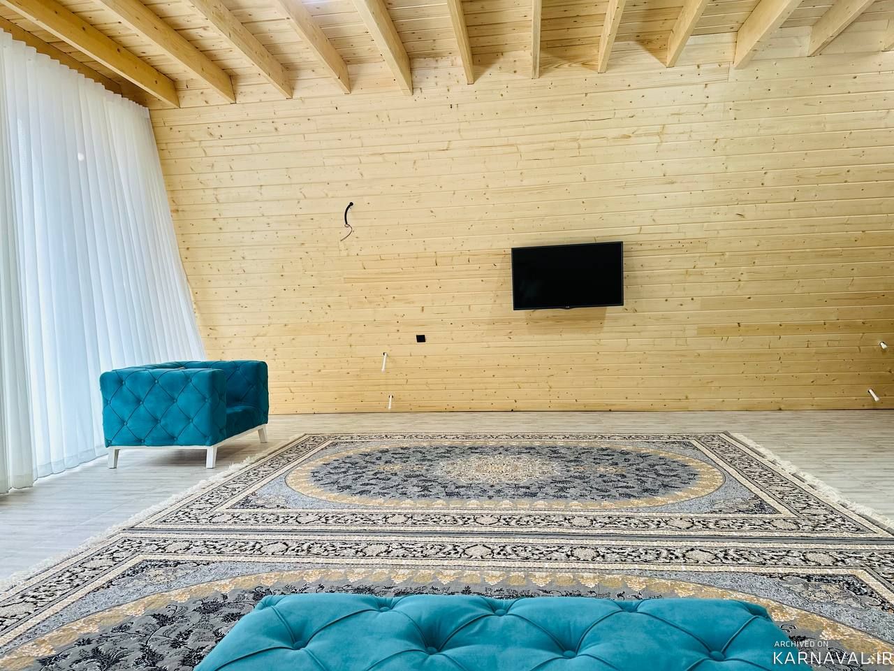کلبه سوئیسی کلاب با چشم اندازه جنگل