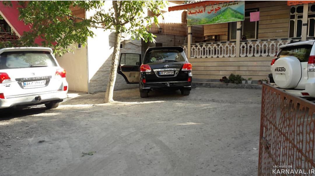 واحد چوبی جنگلی لب رودخانه واحد چوبی جنگلی لب رودخانه