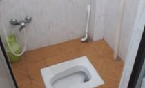 واحد تک خواب نزدیک ساحل و شهر و سورتمه واحد تک خواب نزدیک ساحل و شهر و سورتمه