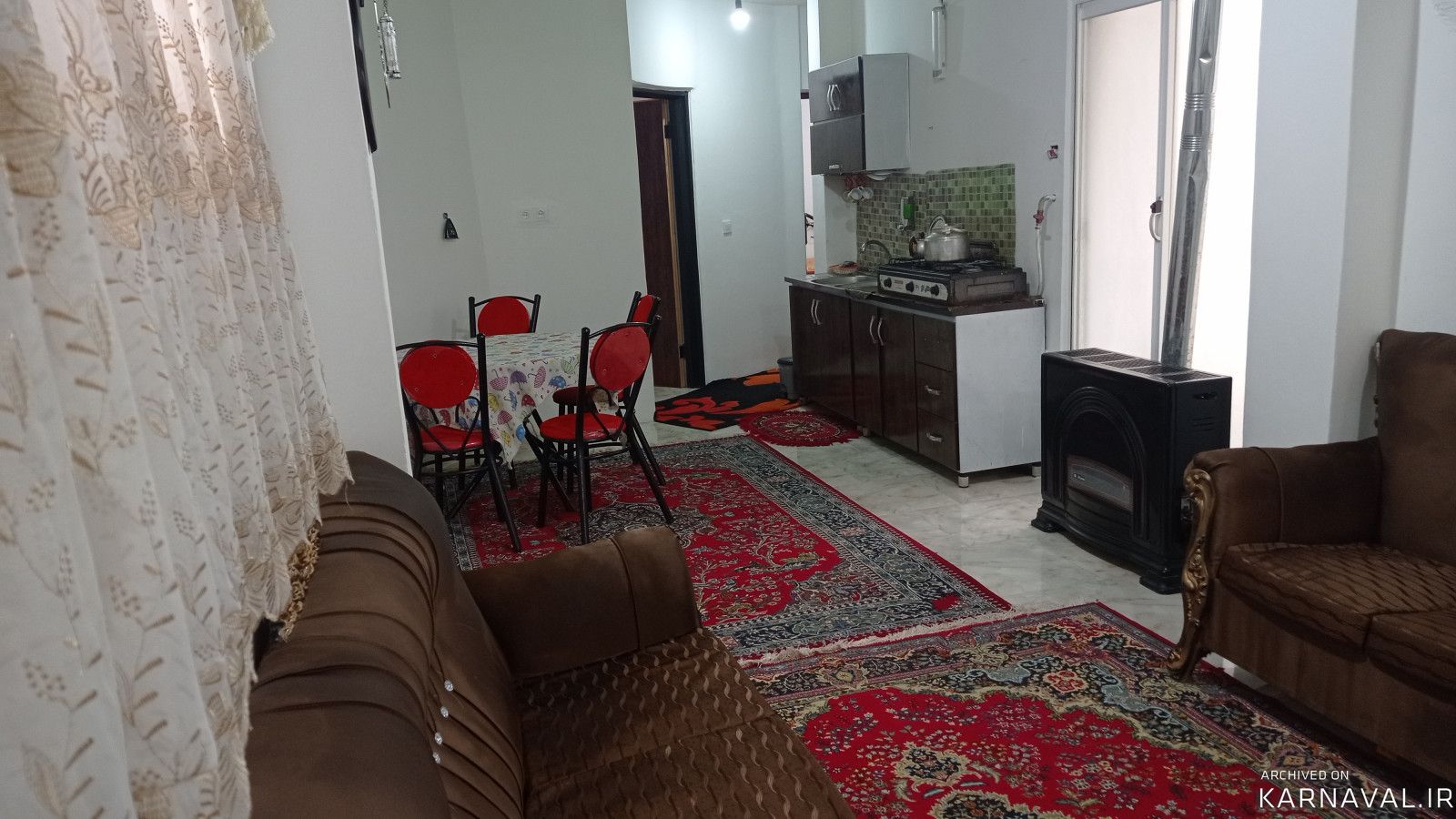 سوئیت تمیز دوخوابه دربست پارکینگ دار

