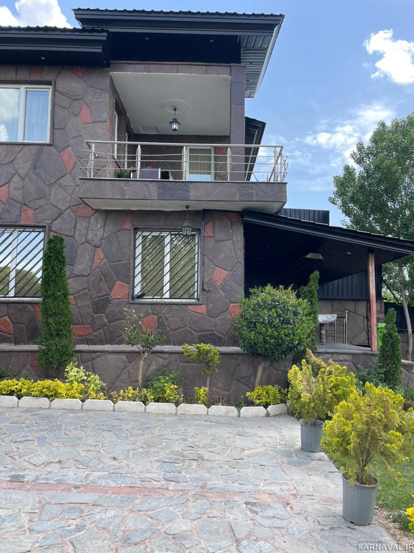 ویلای دوبلکس 280متری استخردار