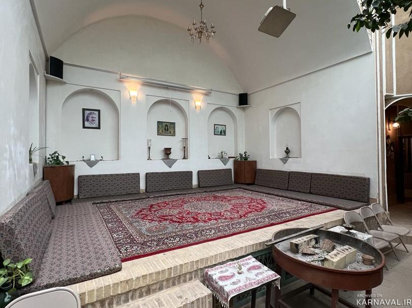 سرای مهربان شهریار، اتاق اشتاد سرای مهربان شهریار، اتاق اشتاد