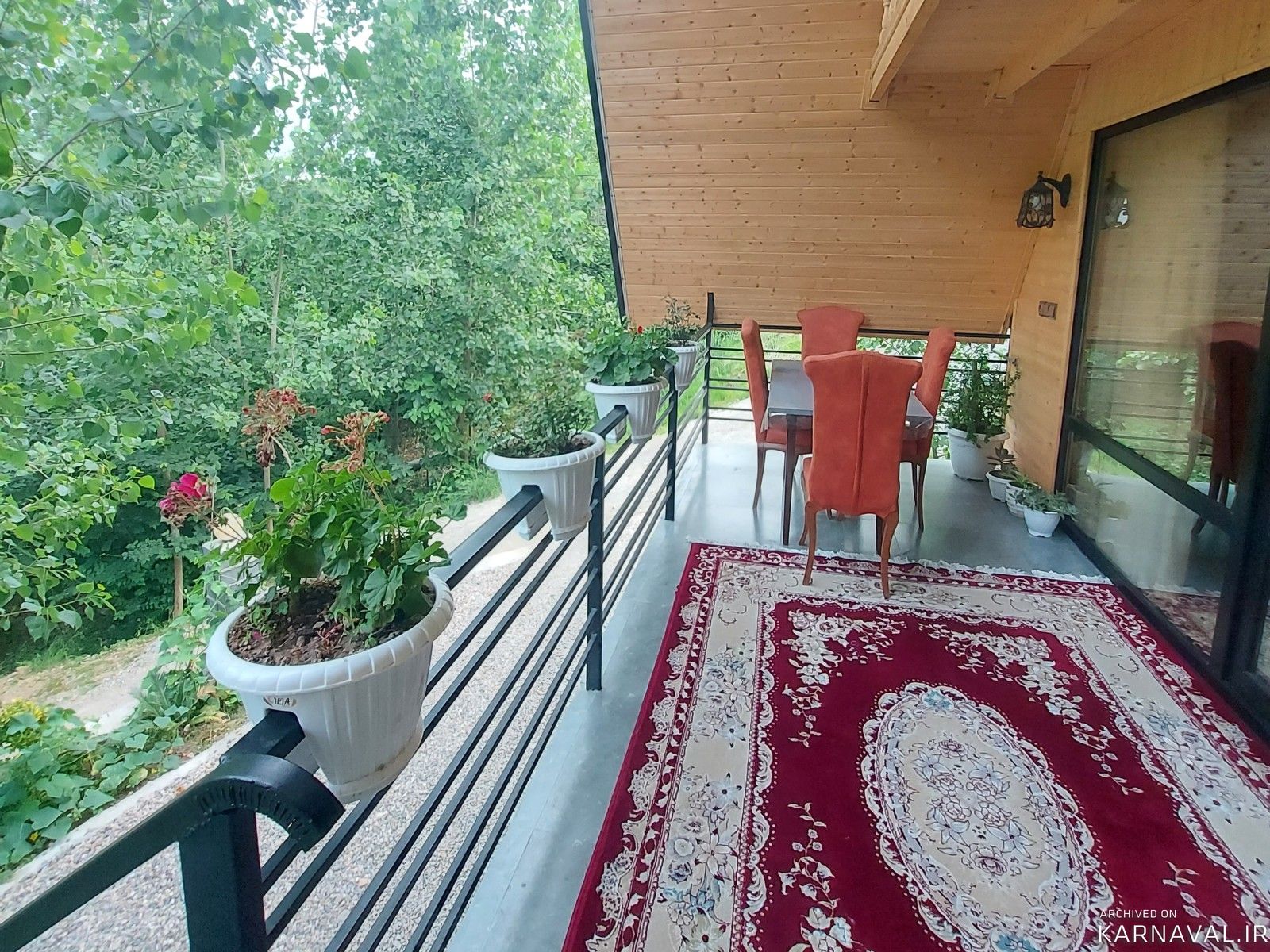 کلبه سوئیسی دوخوابه جکوزی دار پناه کلبه سوئیسی دوخوابه جکوزی دار پناه