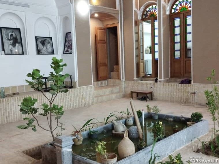 اقامتگاه بومگردی خانه شعر "اتاق یک"