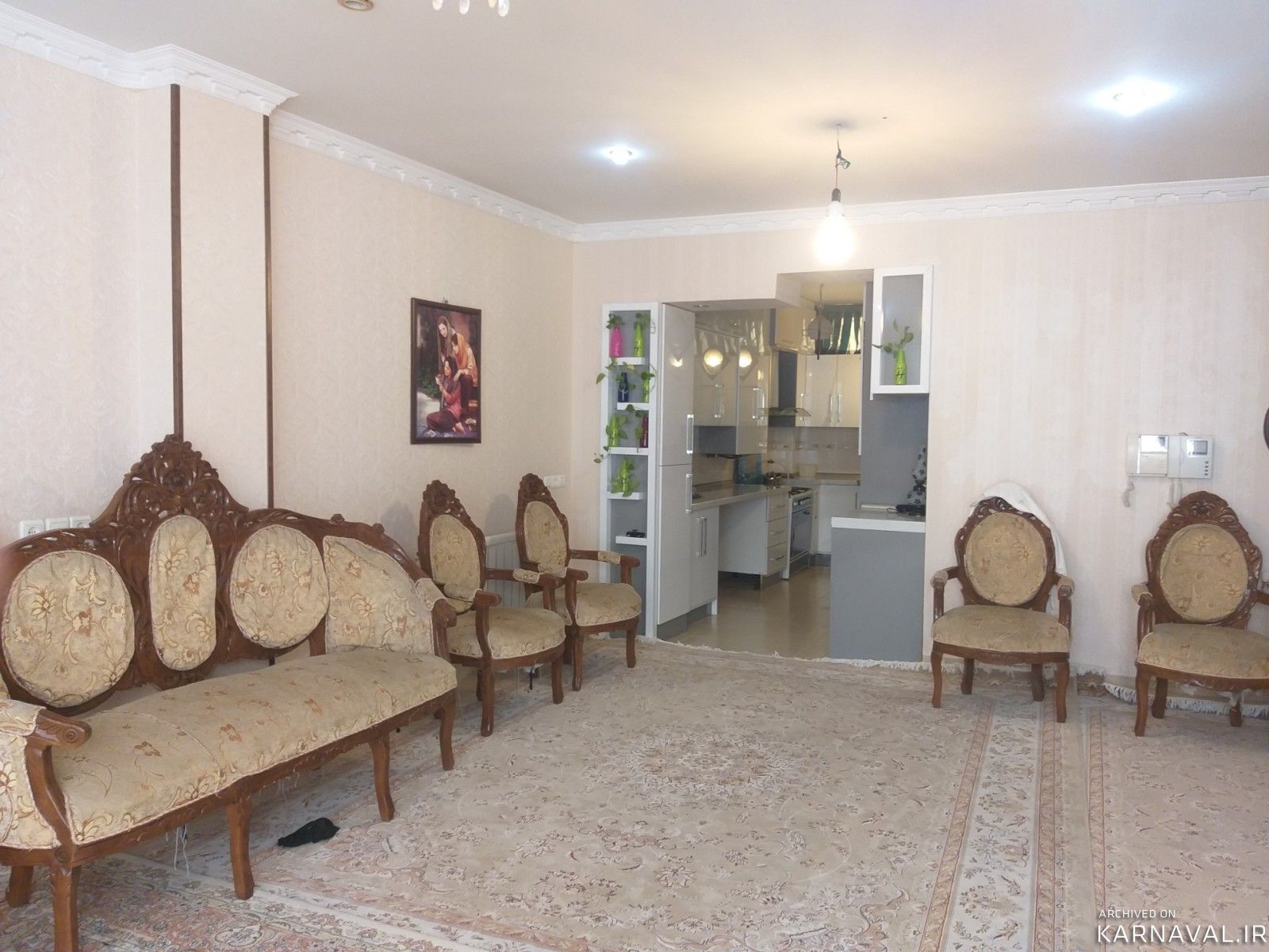 آپارتمان با حیاط اختصاصی نزدیک پل خواجو