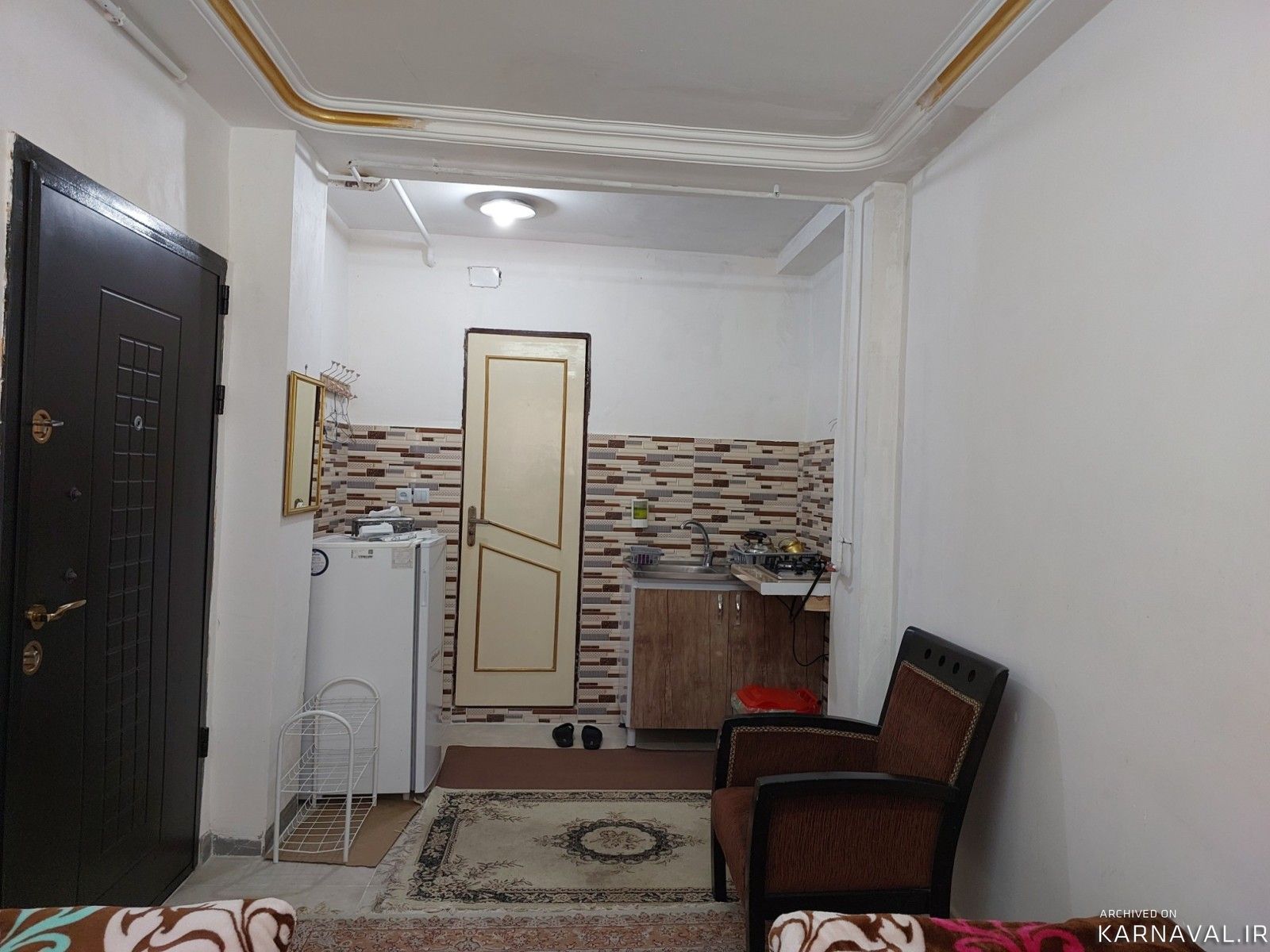 واحد آلیزه شامل دو تخت یک نفره واحد آلیزه شامل دو تخت یک نفره