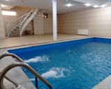 ویلا سه خوابه استخردار آبگرم ویلا سه خوابه استخردار آبگرم