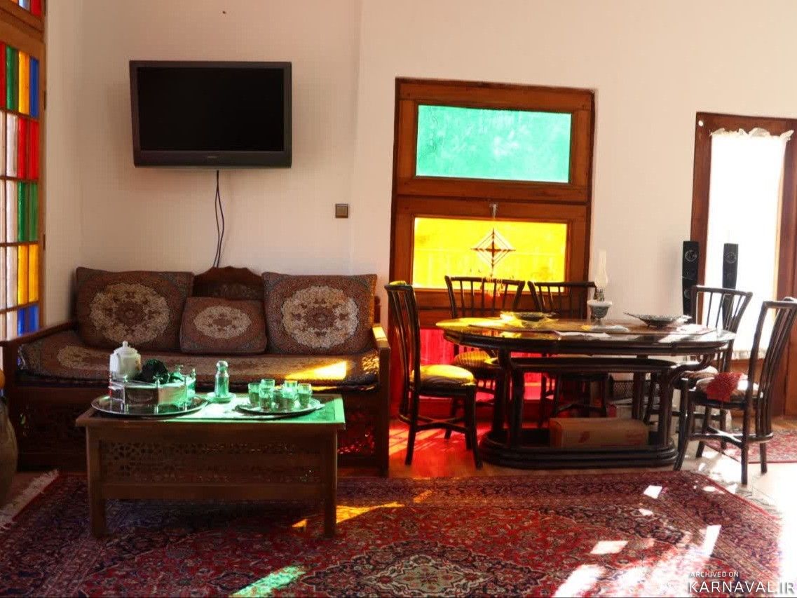بومگردی ماه سلطان "سوئیت شاه نشین"