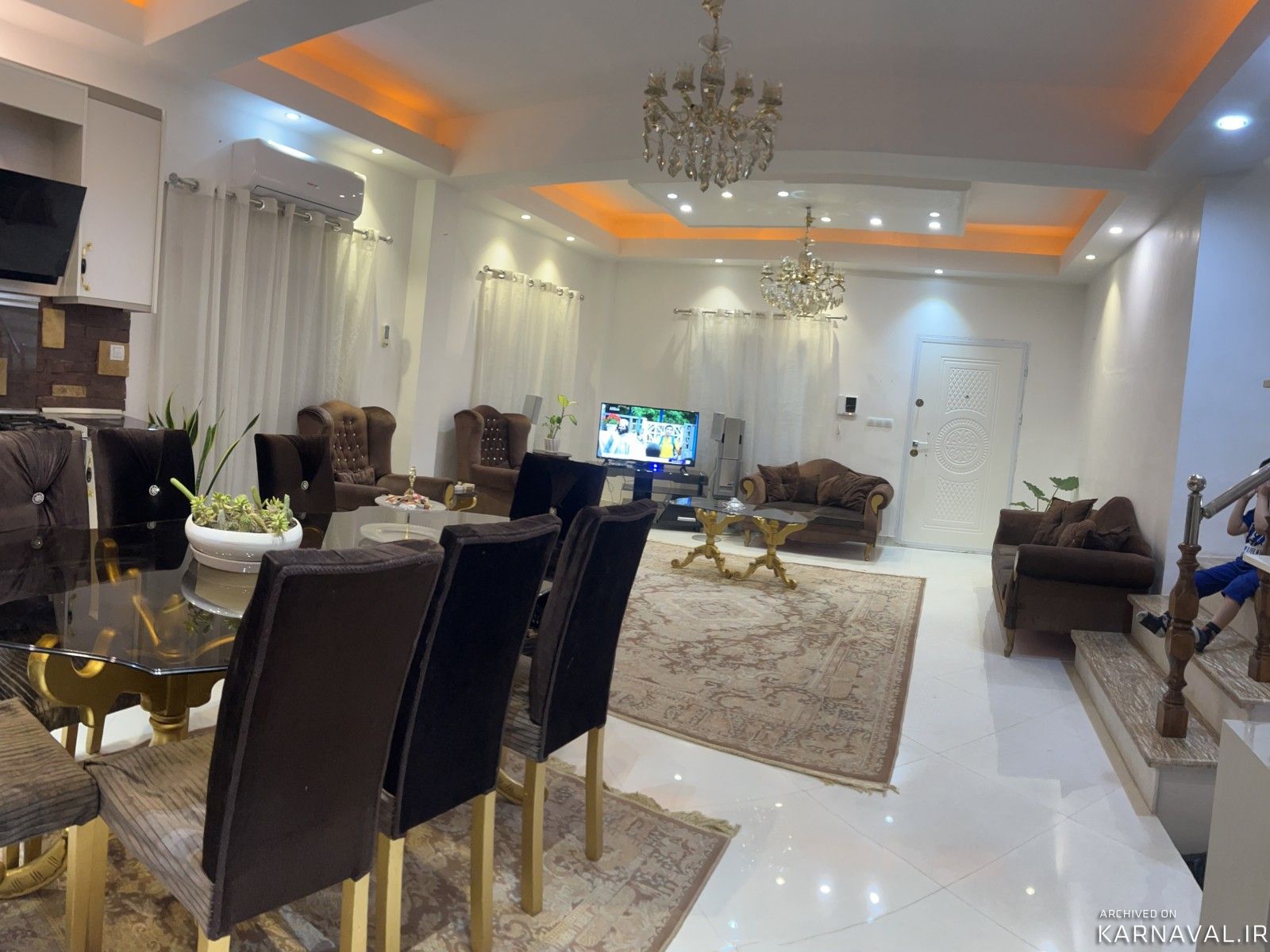 عمارت ٣ خوابه جكوزي هشت نفره و بيليارد حرفه اي وفوتبال دستي