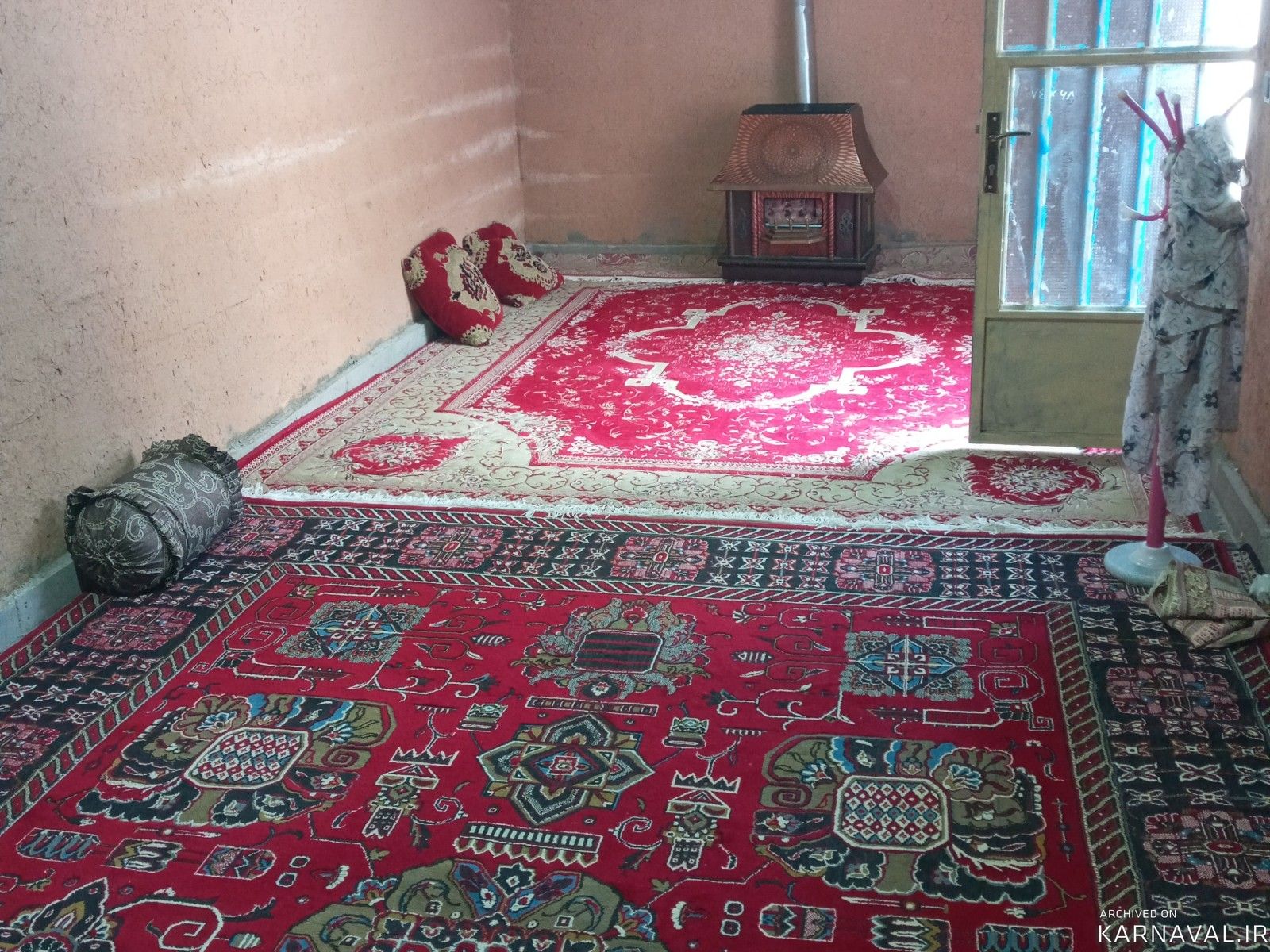 اقامتگاه بومگردی سنتی شیوند چهار
