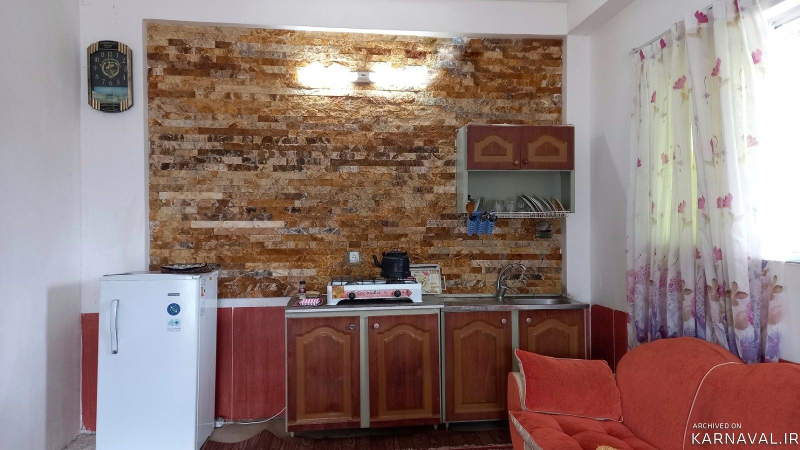 ویلای تک خوابه تمشک با منظره جنگل و شهر