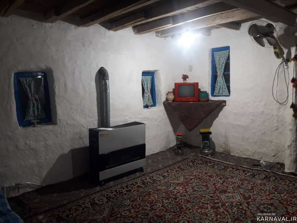 " اقامتگاه بومگردی گیلی خانه "