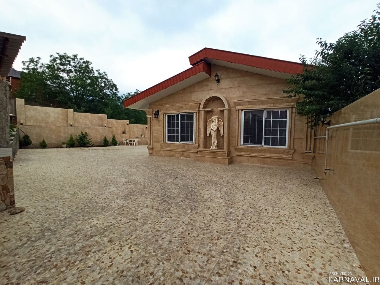 اقامتگاه ارغوان