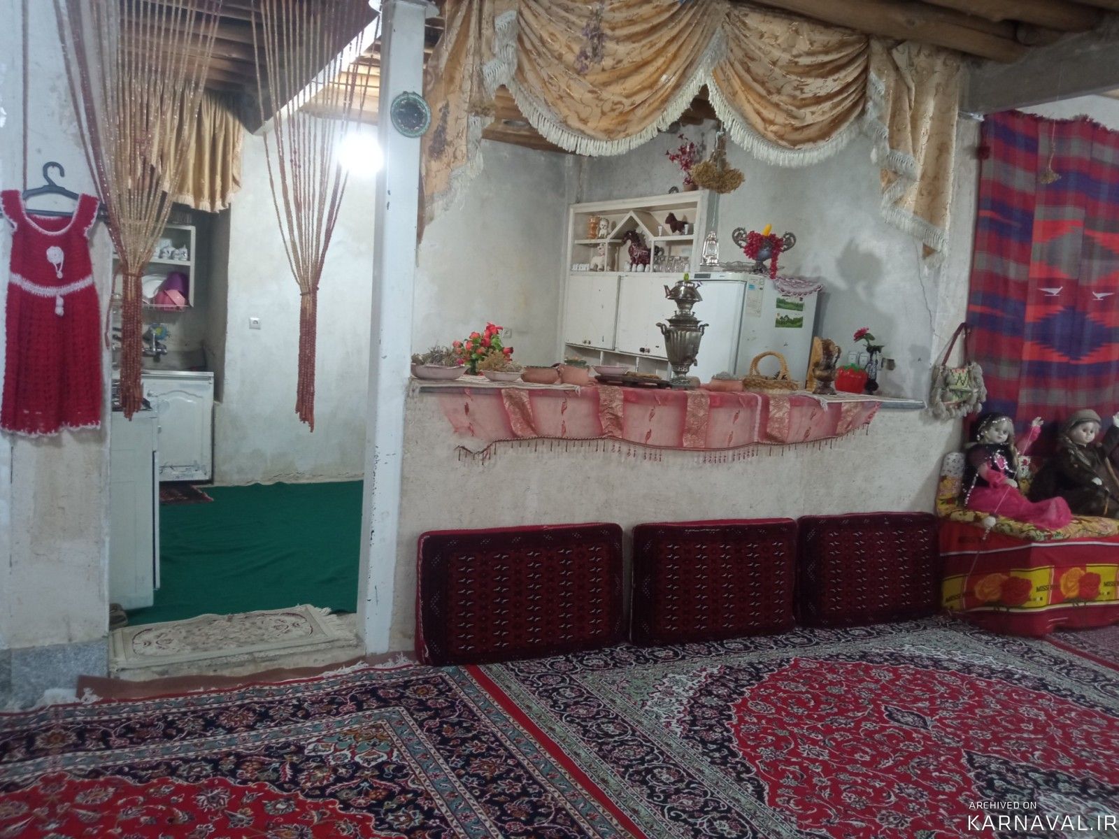 " اقامتگاه بوم گردی ادیب "