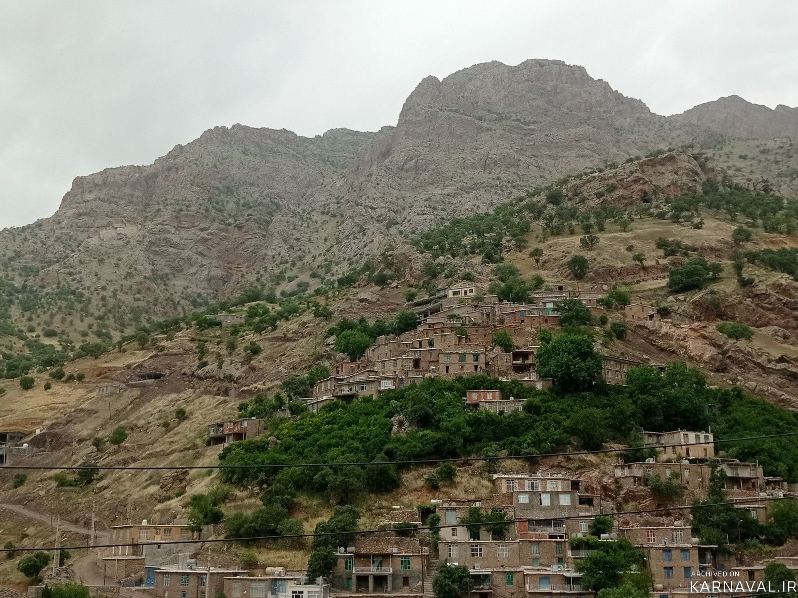 خانه روستایی تک خوابه با منظره کوهستانی خانه روستایی تک خوابه با منظره کوهستانی