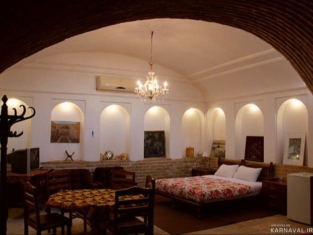 "اقامتگاه بومگردی خانه سه نیک ( کاوه )"