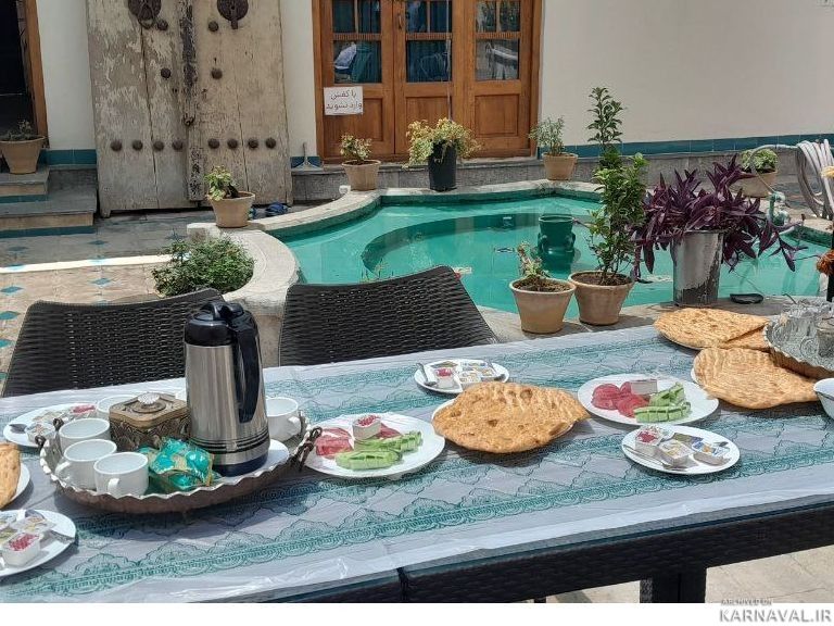 مجموعه اقامتگاه سرای سنتی سلطانی اتاق عتیق
