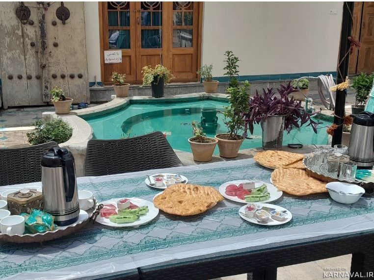 اقامتگاه سرای سنتی سلطانی اتاق یاقوت اقامتگاه سرای سنتی سلطانی اتاق یاقوت