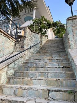 ویلای تریپلکس سه خوابه با استخر سرپوشیده ویلای تریپلکس سه خوابه با استخر سرپوشیده