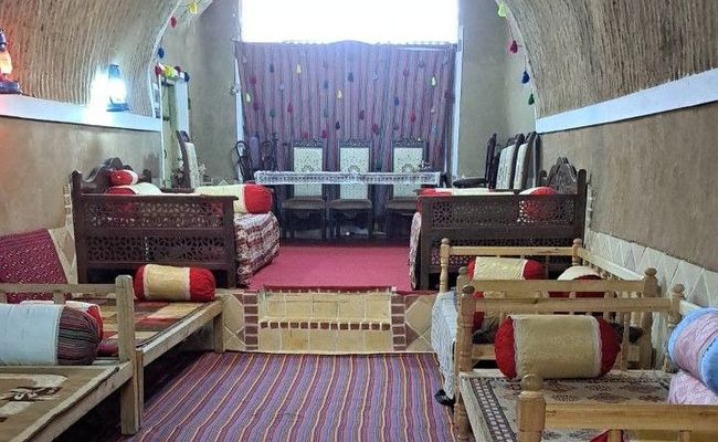 بوم گردی خالو عباس "اتاق گروهی" بوم گردی خالو عباس "اتاق گروهی"