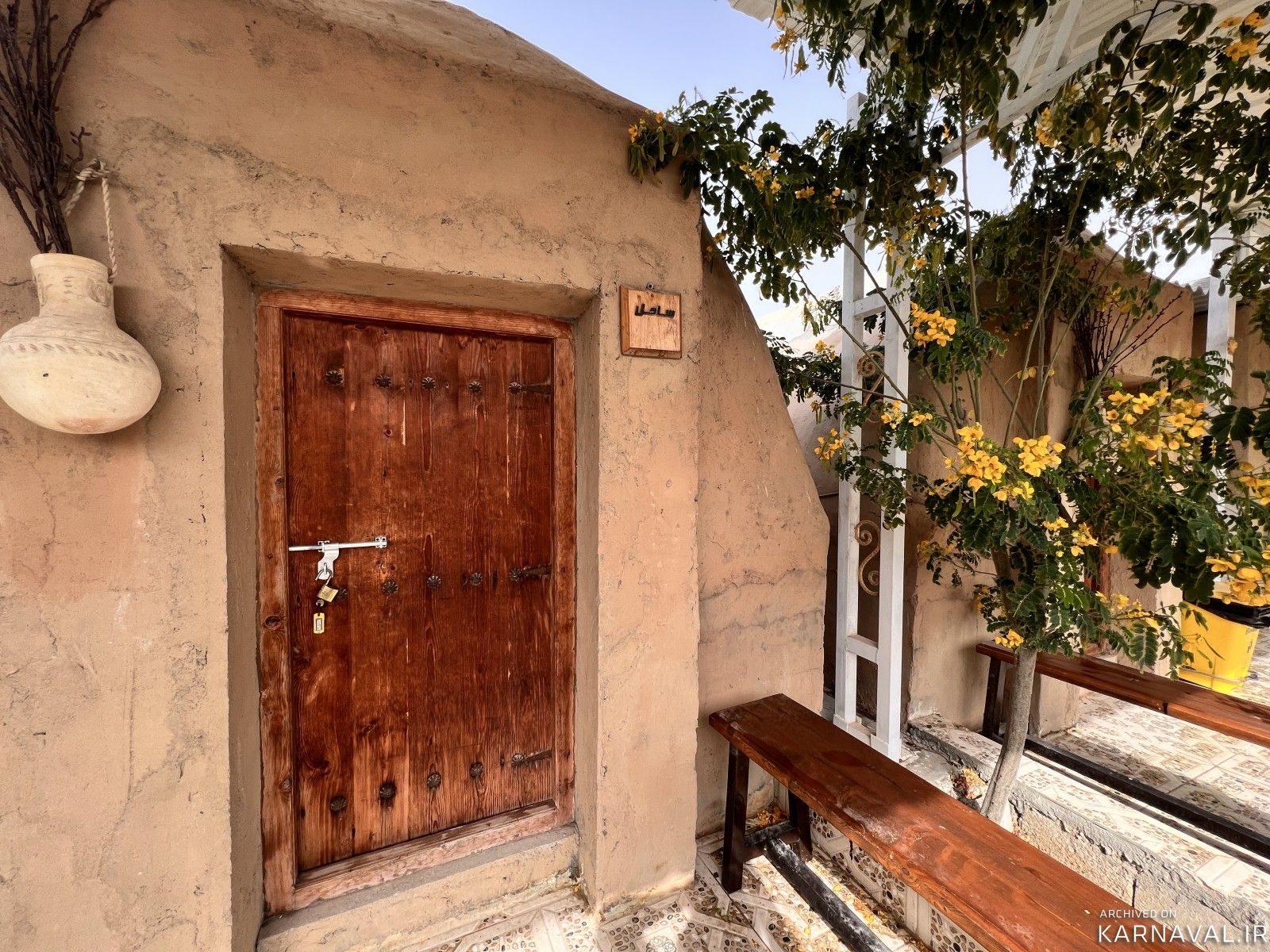 بومگردی مروارید(آلاچیق ساحل) بومگردی مروارید(آلاچیق ساحل)