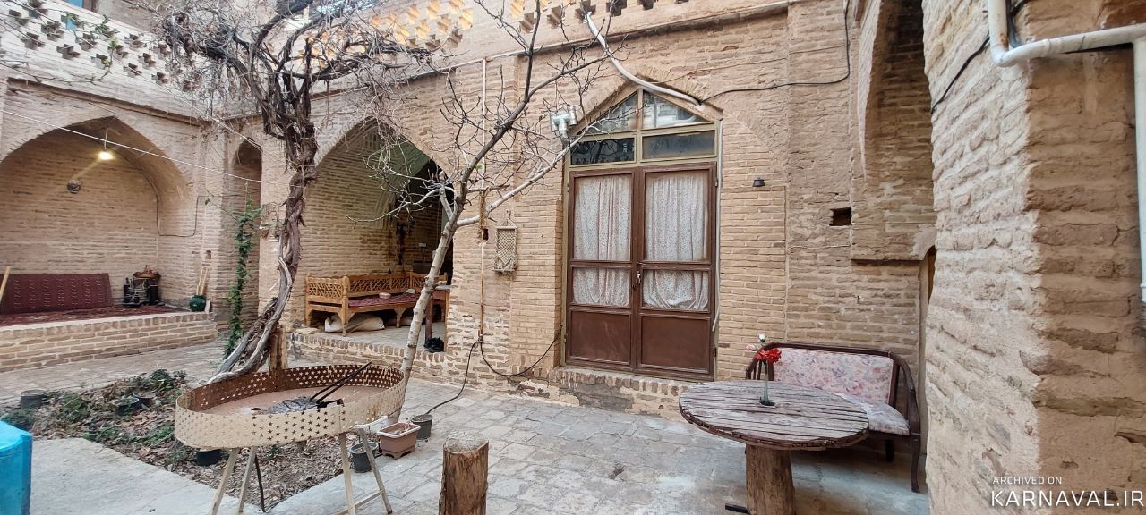 اقامتگاه بومگردی "پامنار اردستان و زواره اتاق شماره 4"