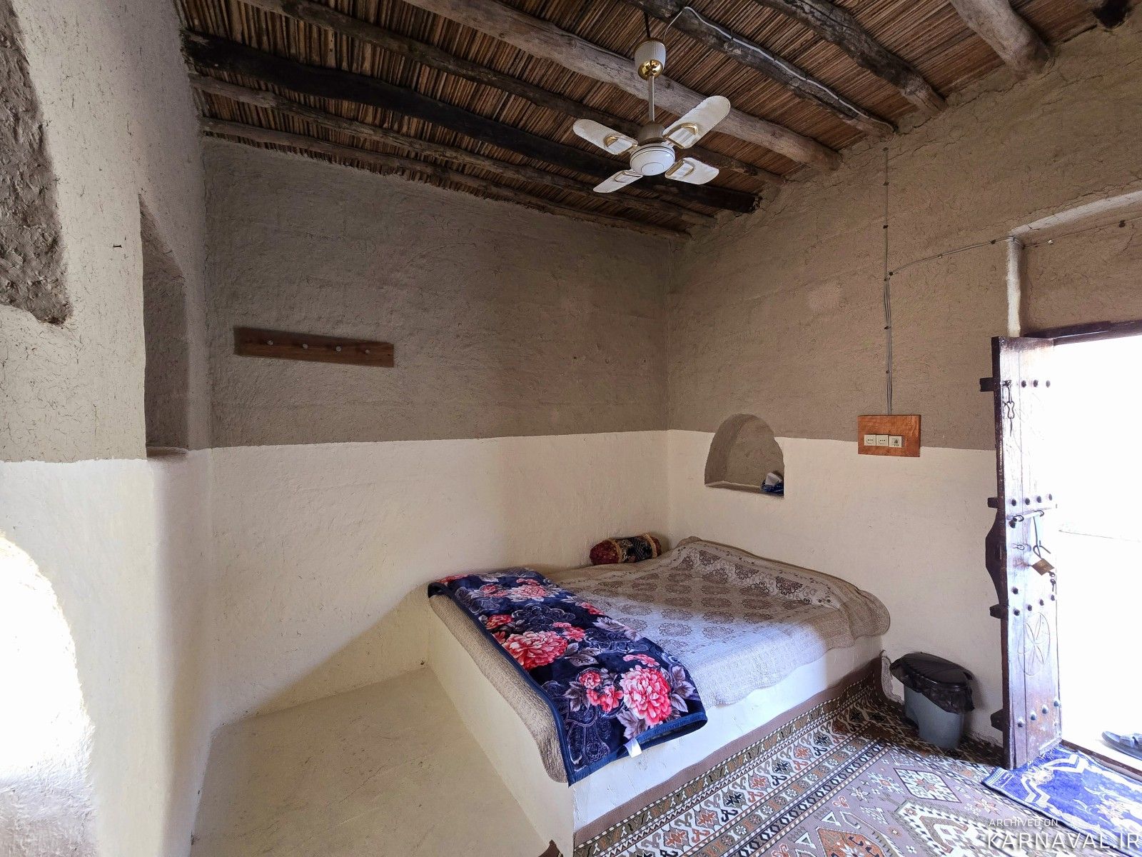 بومگردی مدالی " اتاق کِرَت "