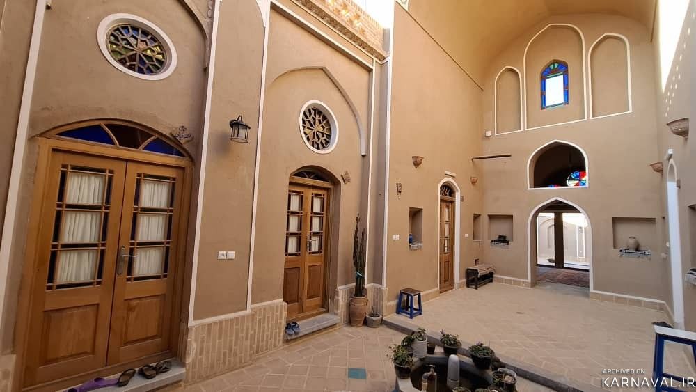 اقامتگاه بومگردی استاد حسین اردکانی "اتاق حاجی ليلا " اقامتگاه بومگردی استاد حسین اردکانی "اتاق حاجی ليلا "