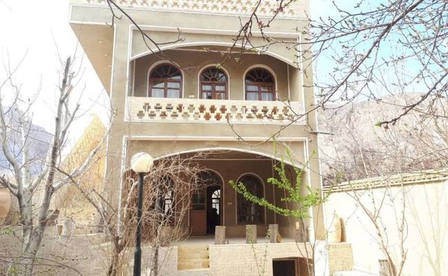 اقامتگاه بومگردی حاجی خان "اتاق ۴ تخته سینگل" اقامتگاه بومگردی حاجی خان "اتاق ۴ تخته سینگل"