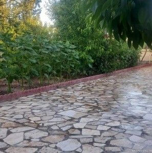 ویلای حیاط‌دار " کلبه سفید "