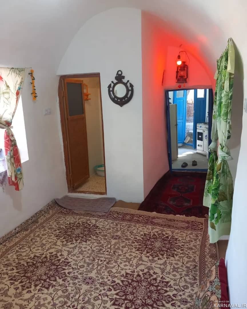 اقامتگاه بومگردی کوچه باغ "اتاق امید"