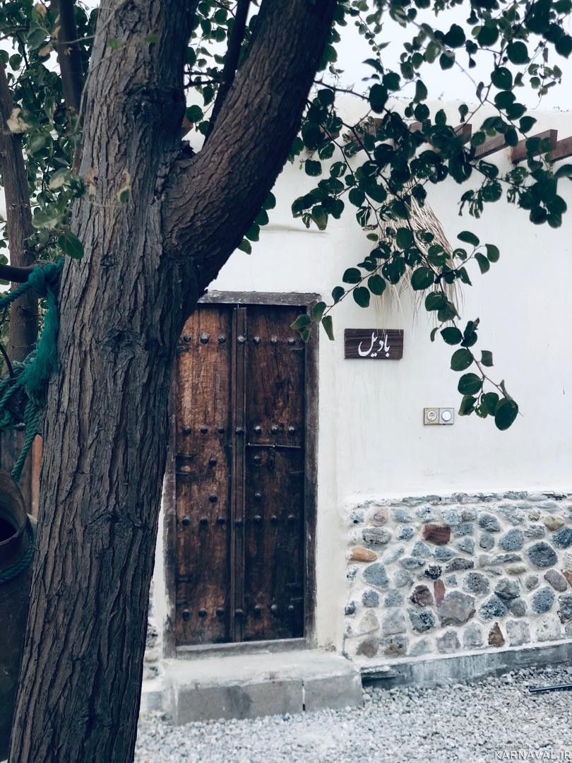 مجموعه بومگردی "اتاق بنگله" در قشم مجموعه بومگردی "اتاق بنگله" در قشم